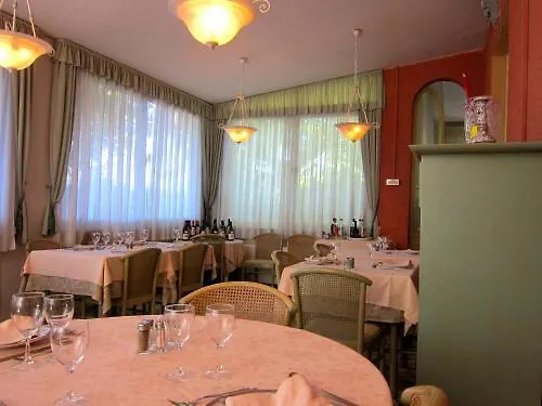 Hotel Poseidon Marina di Pietrasanta 3*,  Italy